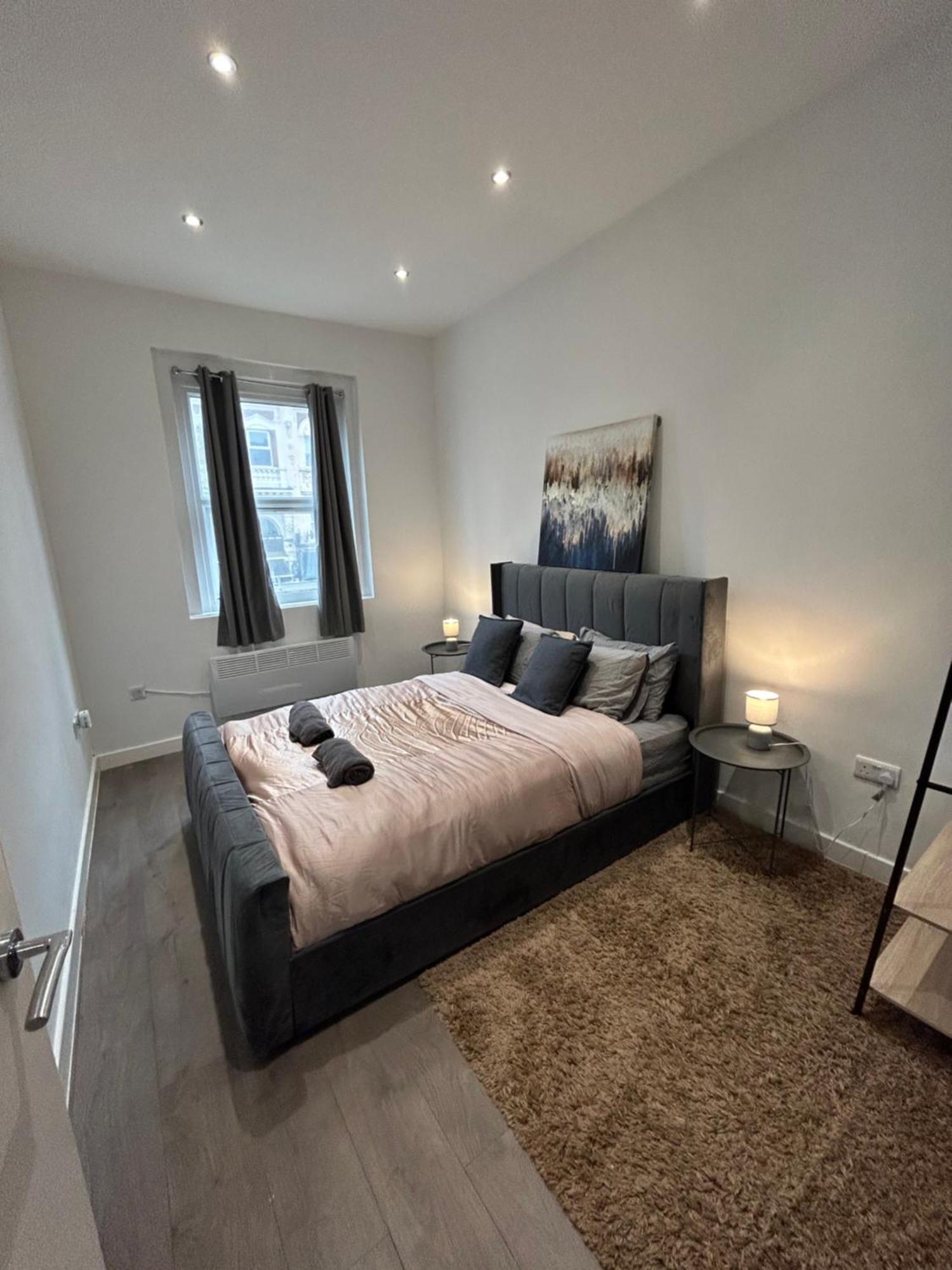 Central Locations 1 Bed Apartments Sleeps 4 London Exteriör bild